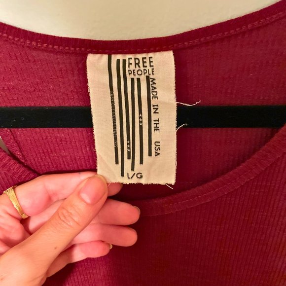 Free People • Red Maroon Flowy Racerback Tank Top Size L - Picture 4 of 5